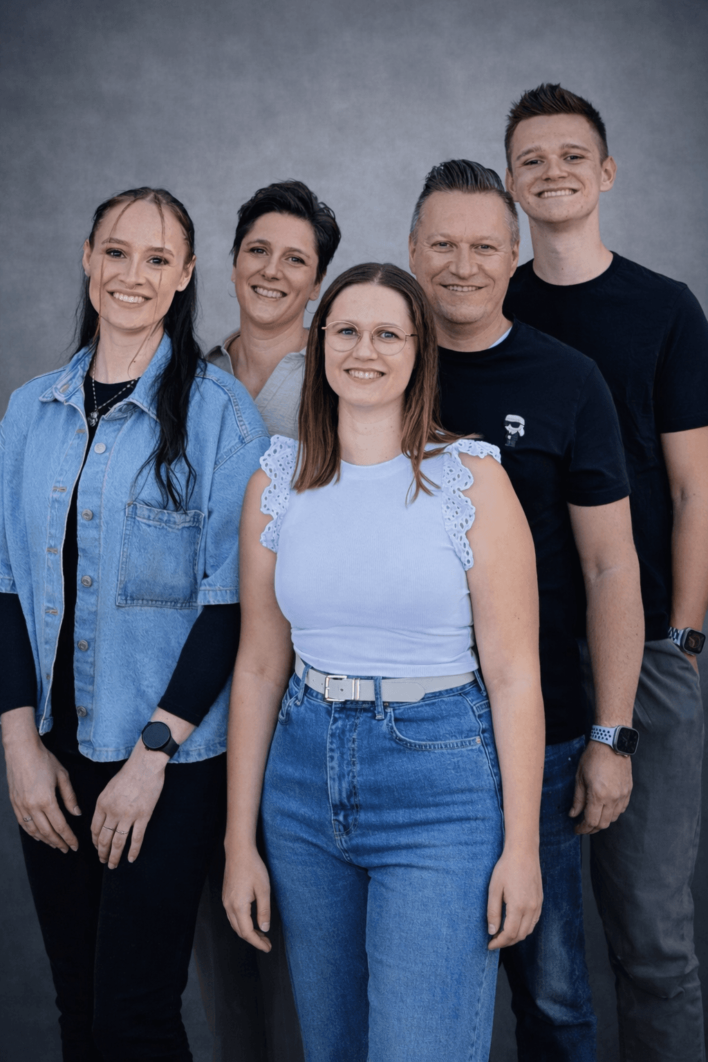 Familie Leber — Tanja, Sven, Sophia, Julia und Emilian